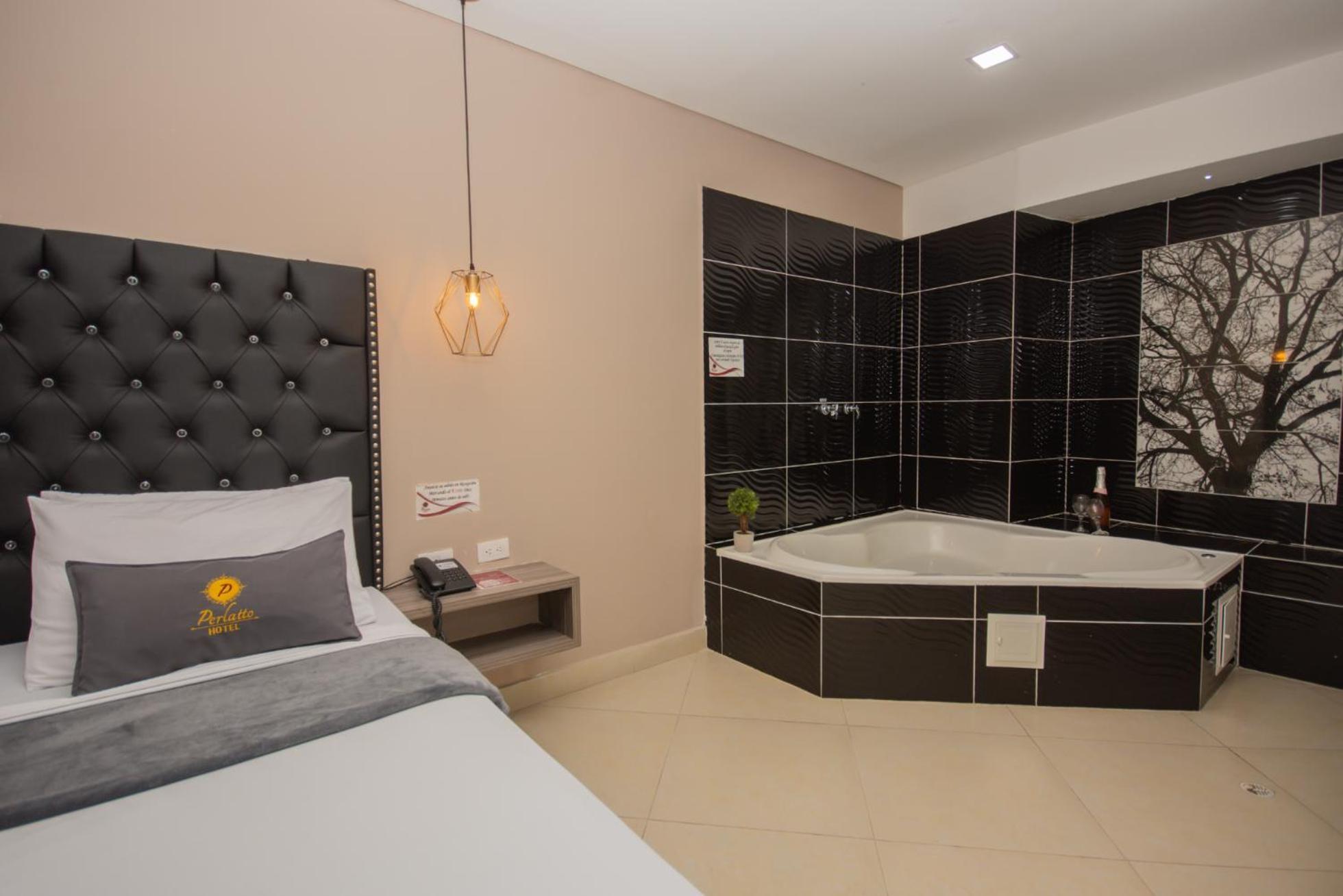 Hotel Perlatto 贝约 外观 照片